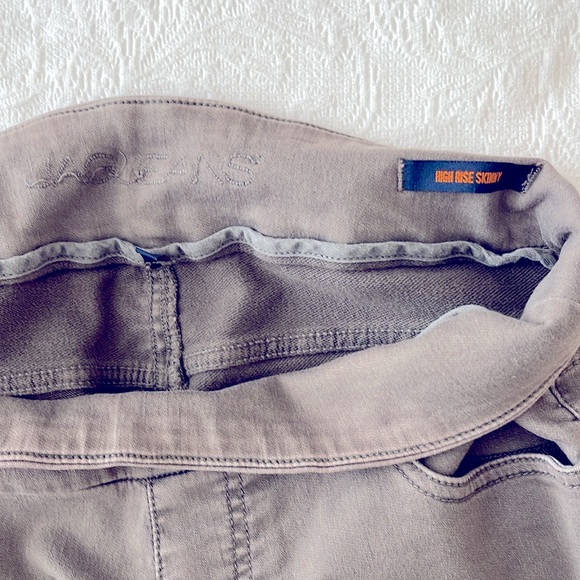 Jag jeans in gray size 8 high rise skinny - Picture 5 of 7